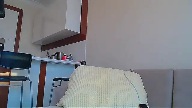 Snapshot of __QUEEN___ chatting on January 20, 2:25 pm QUEEN online show from January 20, 2:25 pm