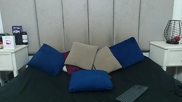Snapshot of AmbarJacksonn_ chatting on January 22, 2:59 am AmbarJacksonn online show from January 22, 2:59 am