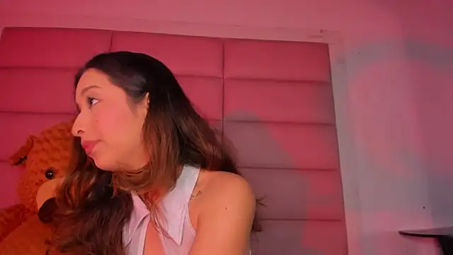 little-Emma online show from November 12, 11:03 pm