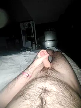 Snapshot of Mrwhitethewolf chatting on November 22, 8:24 am Mrwhitethewolf online show from November 22, 8:24 am