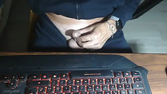 Adri gard online show from October 17, 8:11 pm