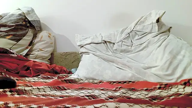 Snapshot of c00lbonner chatting on February 8, 6:11 pm c00lbonner online show from February 8, 6:11 pm