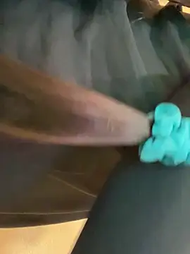 Evelyn Moon online show from March 25, 2:01 pm