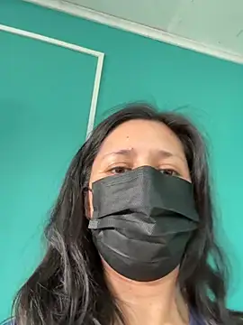 Reinacatchile online show from February 4, 9:53 pm