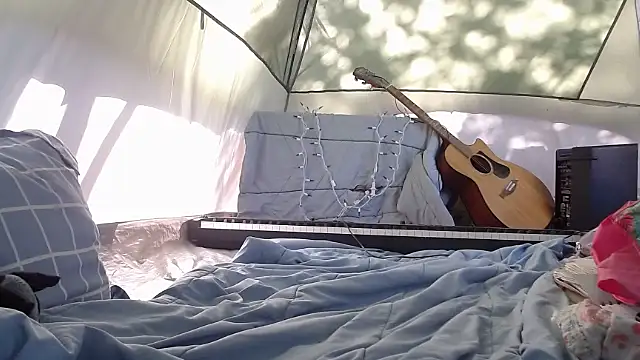 sweetnissapril online show from March 27, 8:30 pm