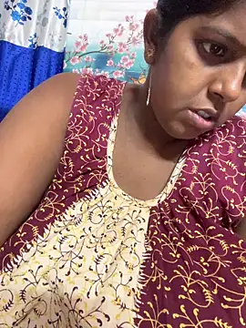 Beauty-queen online show from April 28, 2:33 pm