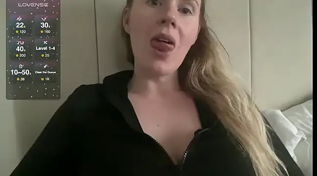 redheadrosie69 online show from February 8, 4:25 pm