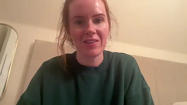 redheadrosie69 online show from September 16, 6:53 pm