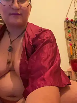 juicyrubies online show from January 24, 2:51 pm