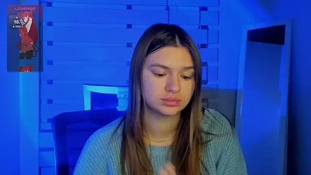 Josephine Kiss online show from December 5, 5:04 am