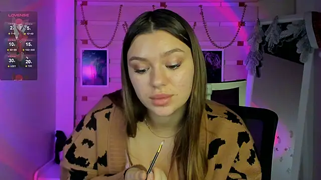 Josephine Kiss online show from December 10, 11:19 pm