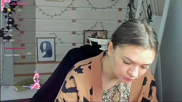 Snapshot of Josephine_Kiss chatting on April 7, 11:32 am Josephine Kiss online show from April 7, 11:32 am