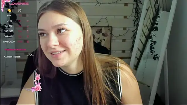 Snapshot of Josephine_Kiss chatting on April 8, 11:43 am Josephine Kiss online show from April 8, 11:43 am