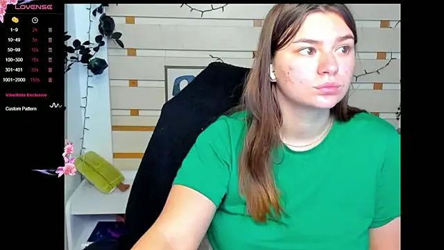 Snapshot of Josephine_Kiss chatting on May 11, 12:44 pm Josephine Kiss online show from May 11, 12:44 pm