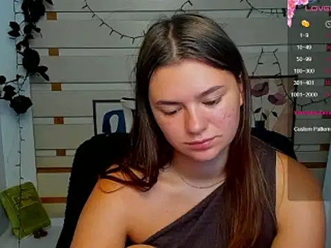 Josephine Kiss online show from June 30, 5:08 am
