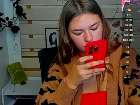 Josephine Kiss online show from July 5, 9:27 am