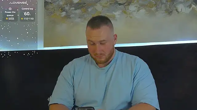 Snapshot of RoddyStill chatting on January 15, 11:43 am RoddyStill online show from January 15, 11:43 am