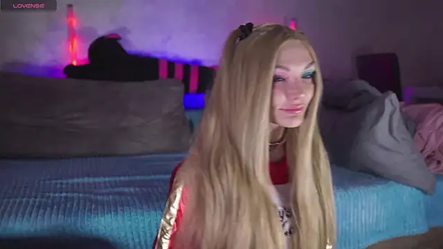 Lady3Holes online show from December 2, 5:19 pm