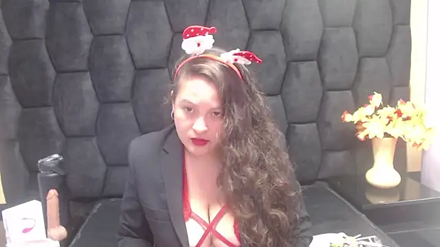 SaraThomso online show from December 24, 2:01 pm