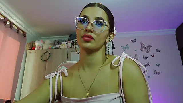 caroline jonson online show from July 30, 2:27 pm