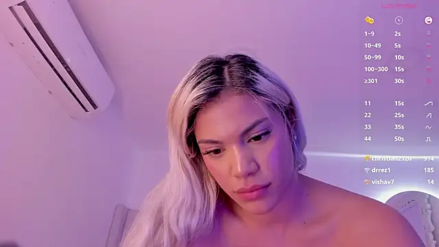 Shelynna azzul online show from March 4, 11:22 pm