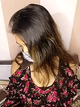 PRINCESS ZANNAT online show from March 5, 6:23 pm