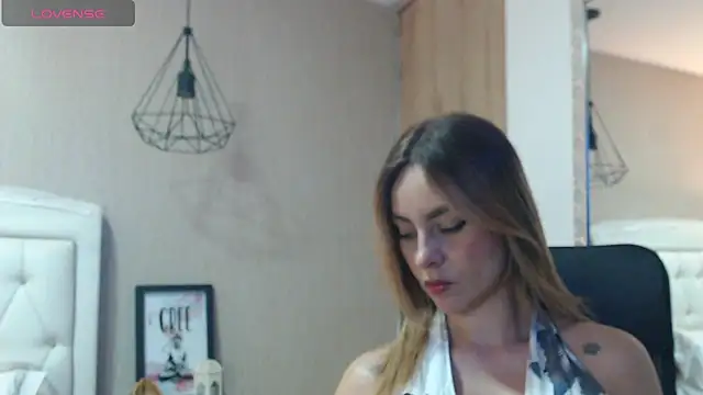 Samantha buny online show from July 12, 5:09 am