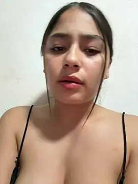 Saraaaaaaxnx online show from July 11, 5:32 am