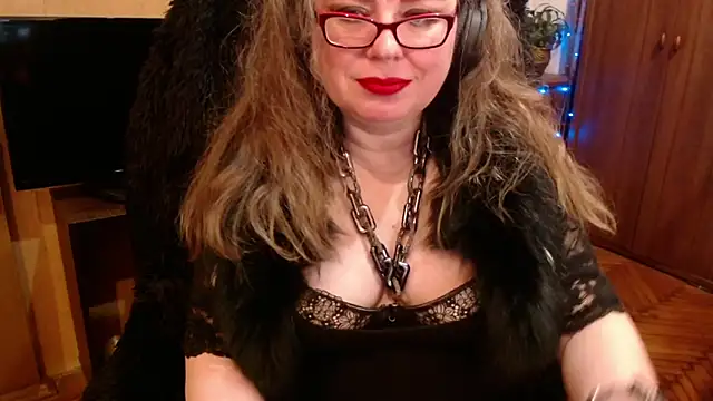 Snapshot of Miss_Tress chatting on December 11, 9:12 pm Miss Tress online show from December 11, 9:12 pm