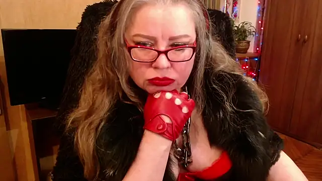Snapshot of Miss_Tress chatting on December 31, 11:39 pm Miss Tress online show from December 31, 11:39 pm