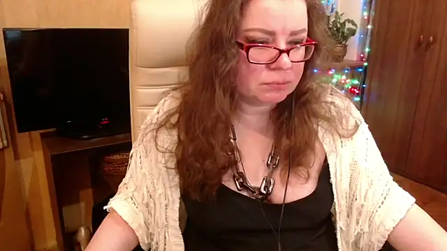 Snapshot of Miss_Tress chatting on March 14, 7:01 pm Miss Tress online show from March 14, 7:01 pm