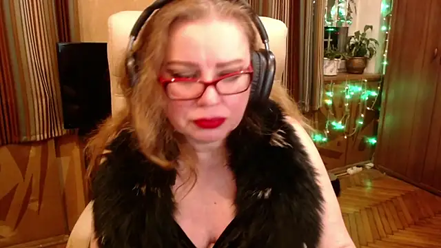 Miss Tress online show from February 25, 10:08 pm