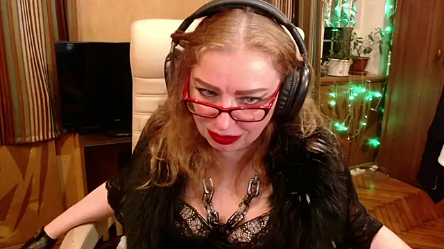 Miss Tress online show from June 20, 6:54 pm