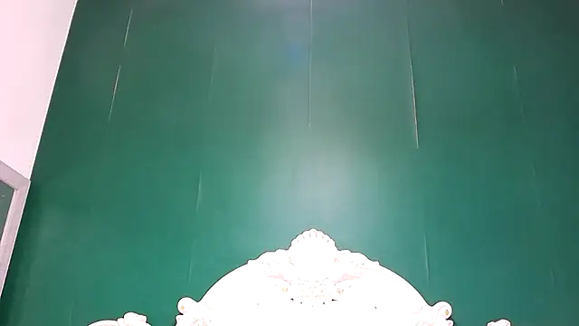 ArielBurn online show from July 13, 8:44 pm