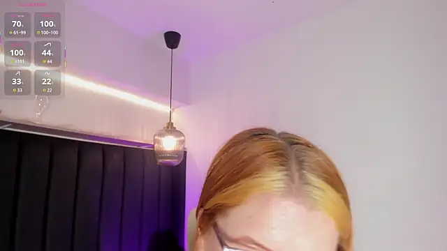 Snapshot of AllisonRoberts_ chatting on October 21, 8:53 pm AllisonRoberts  online show from October 21, 8:53 pm