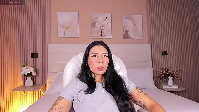 JessyEvans online show from June 17, 7:26 pm