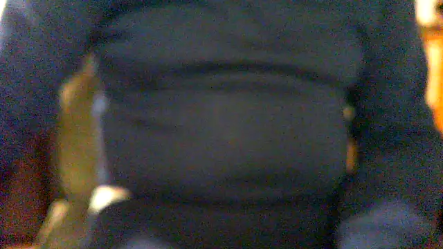 Snapshot of volfic@xh chatting on March 30, 12:22 am volficxh online show from March 30, 12:22 am