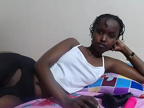 pretty shee22 online show from October 12, 7:18 am