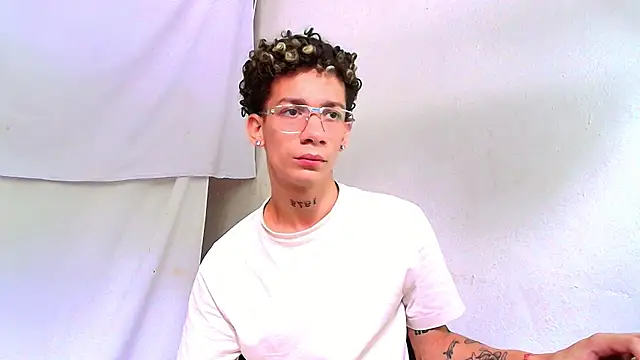 mateodeamjo online show from June 12, 3:22 pm