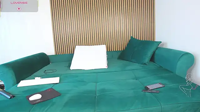 SofiaHanson online show from February 8, 12:08 pm