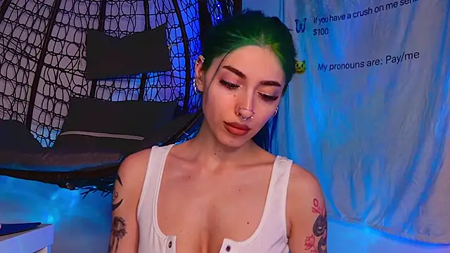 AriaVoss online show from June 9, 10:43 pm