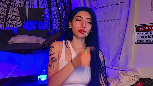 AriaVoss online show from July 21, 10:45 pm