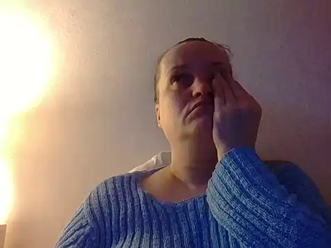  squirty cum lady  online show from February 13, 7:35 am