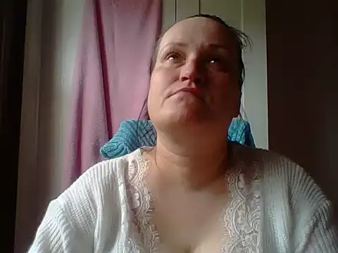  squirty cum lady  online show from February 15, 12:43 pm