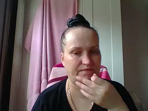  squirty cum lady  online show from February 21, 12:50 pm