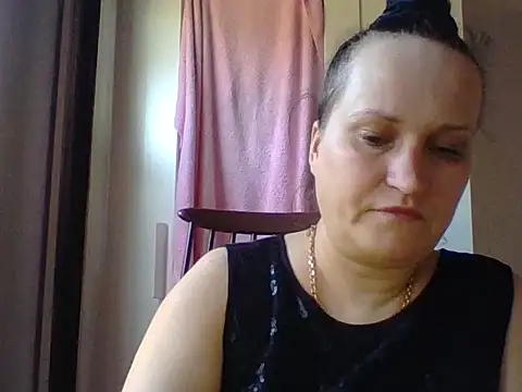  squirty cum lady  online show from March 2, 3:37 pm