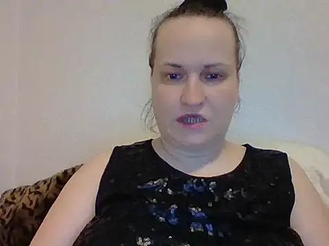  squirty cum lady  online show from March 3, 8:54 pm