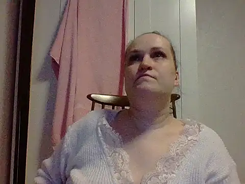  squirty cum lady  online show from March 11, 5:57 pm