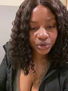 HazelAngelic online show from January 19, 6:43 pm