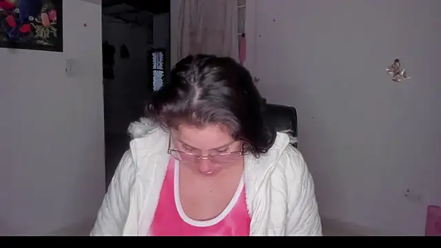Snapshot of Dana_Jeins chatting on April 25, 2:36 pm Dana Jeins online show from April 25, 2:36 pm